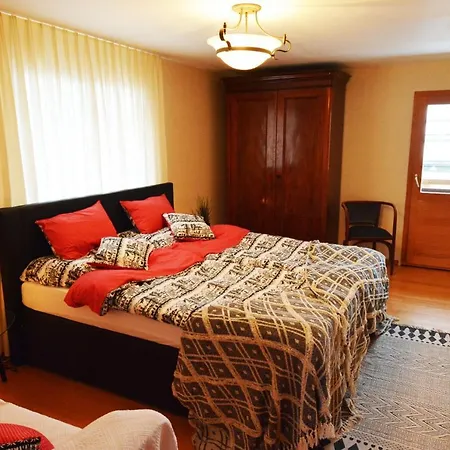 Alte Post Mit Geschichte Und Restaurant Apartment