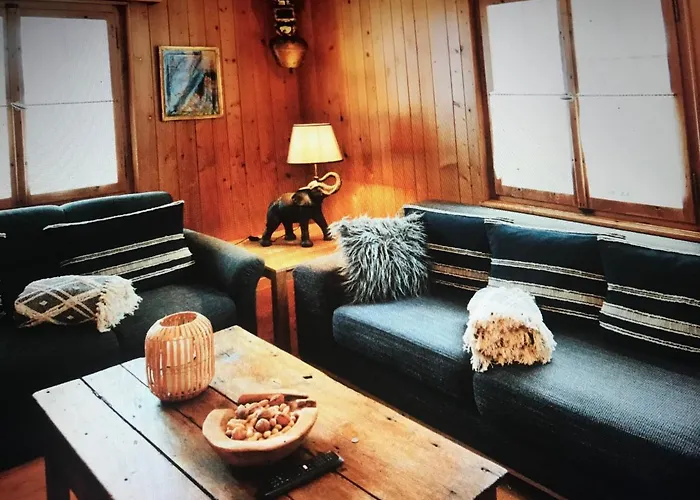 Alte Post Mit Geschichte Und Restaurant